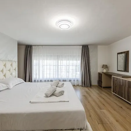 The Grand Seafront Duplex By Ps * Durrës