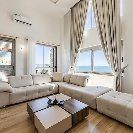 The Grand Seafront Duplex By Ps
